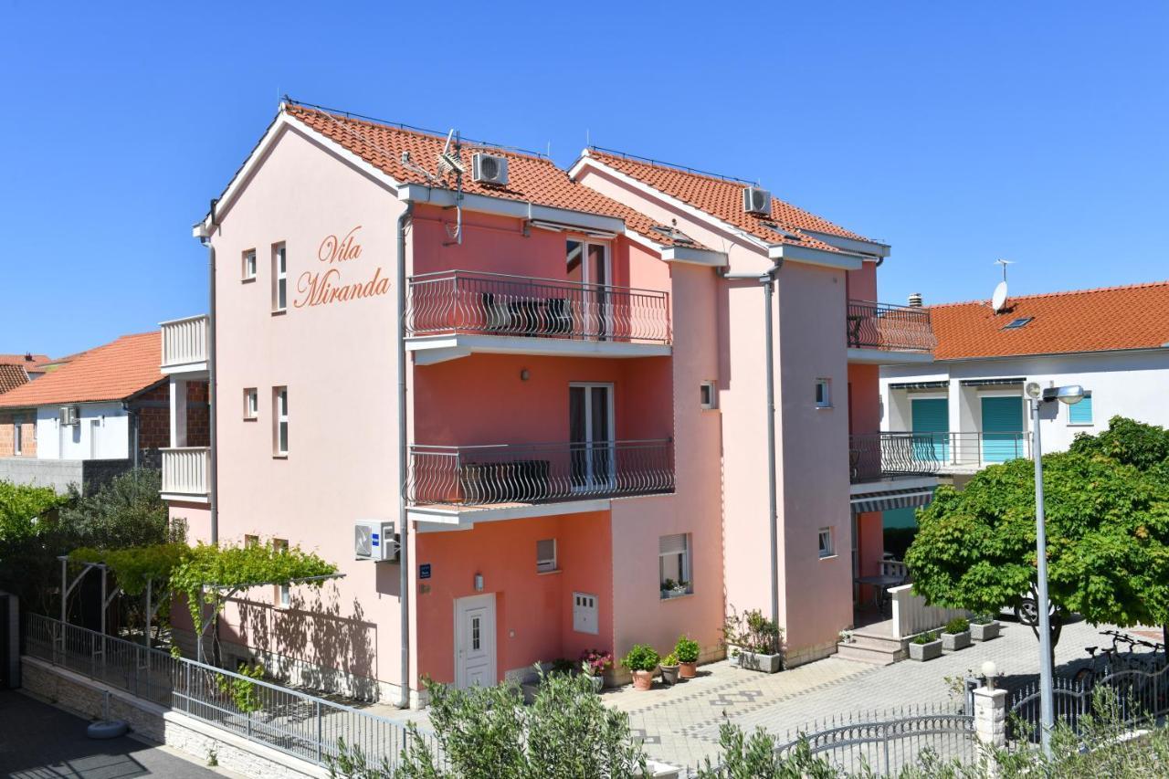 Apartments Villa Miranda Vodice Esterno foto