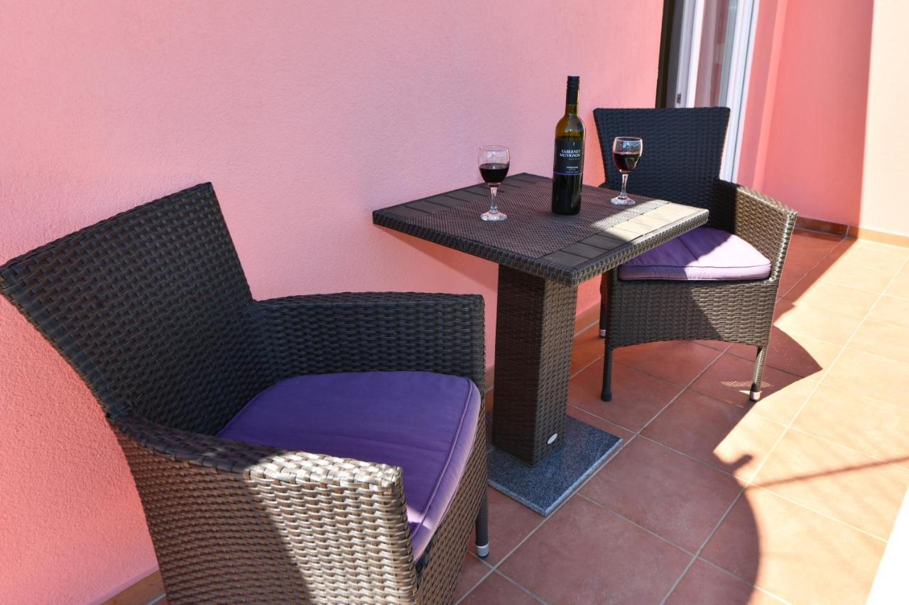 Apartments Villa Miranda Vodice Esterno foto