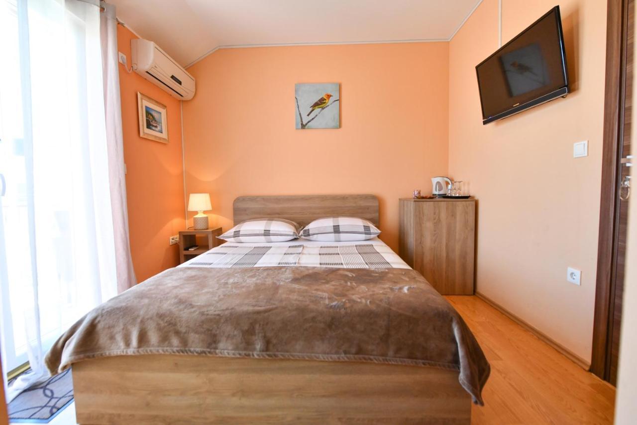 Apartments Villa Miranda Vodice Esterno foto