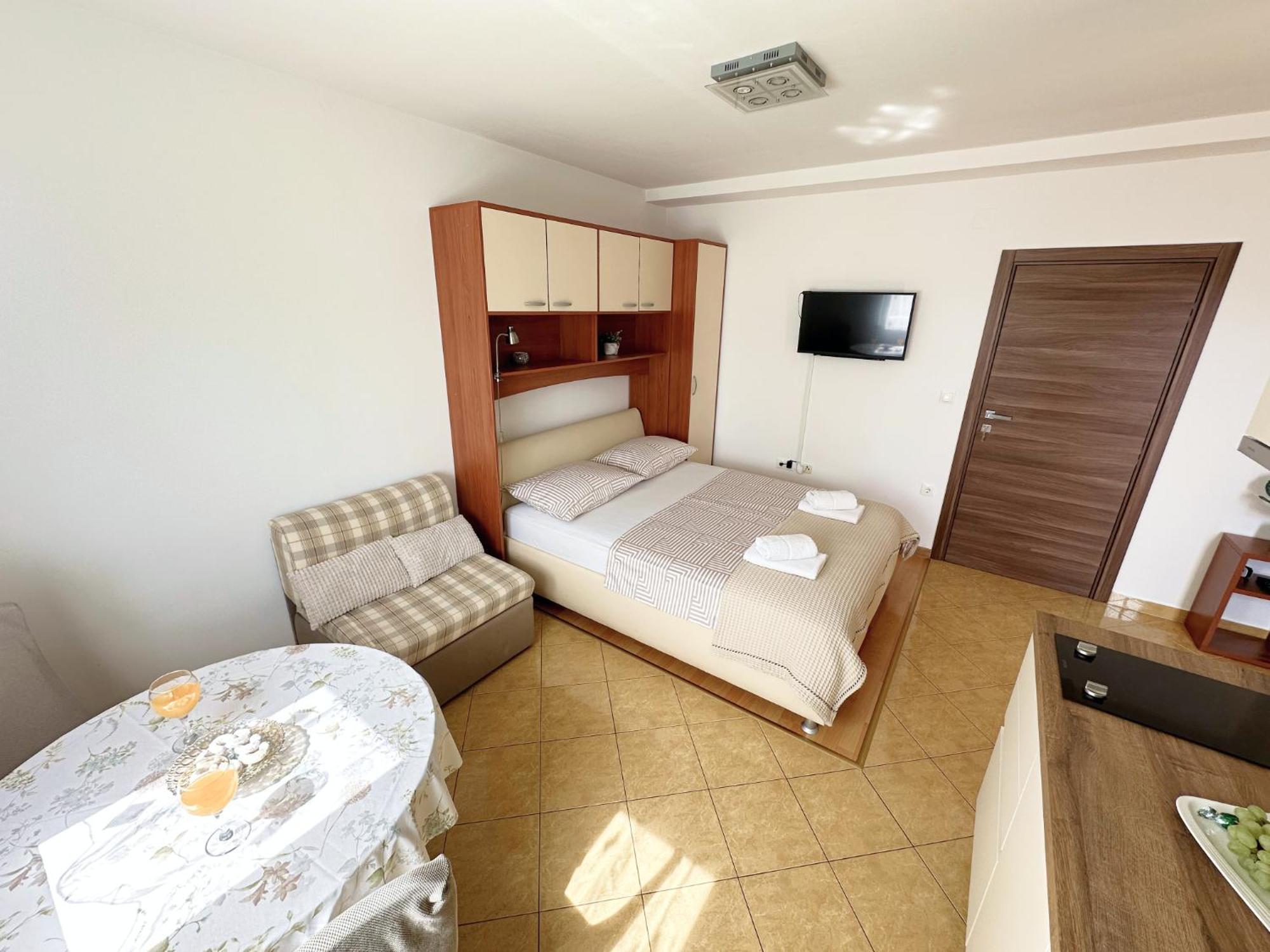 Apartments Villa Miranda Vodice Esterno foto
