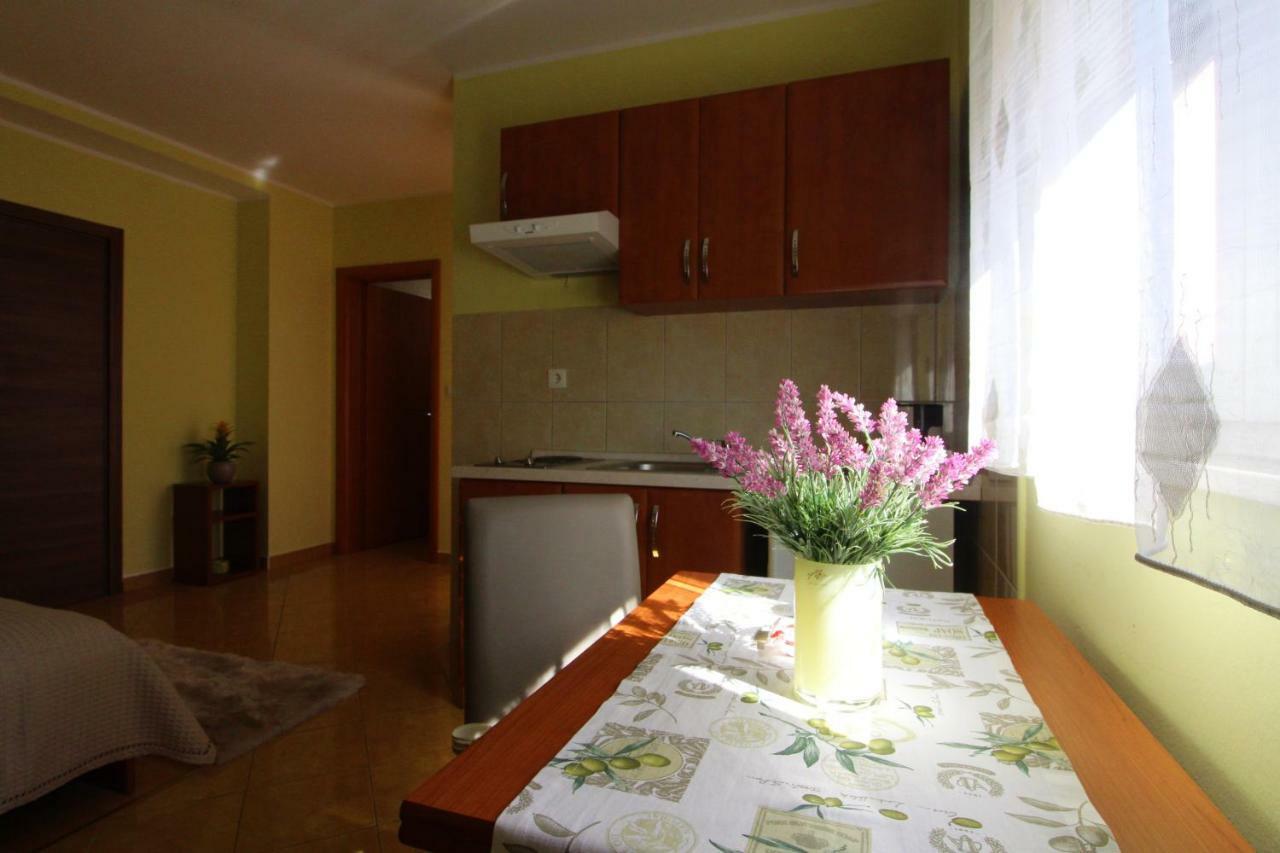 Apartments Villa Miranda Vodice Esterno foto